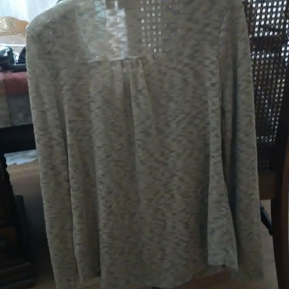 CATO Sweater - Picture 2 of 3